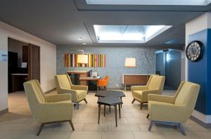 holiday inn express kamloops by ihg