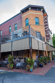 the hackett hotel