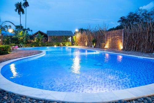 mekong silt ecolodge