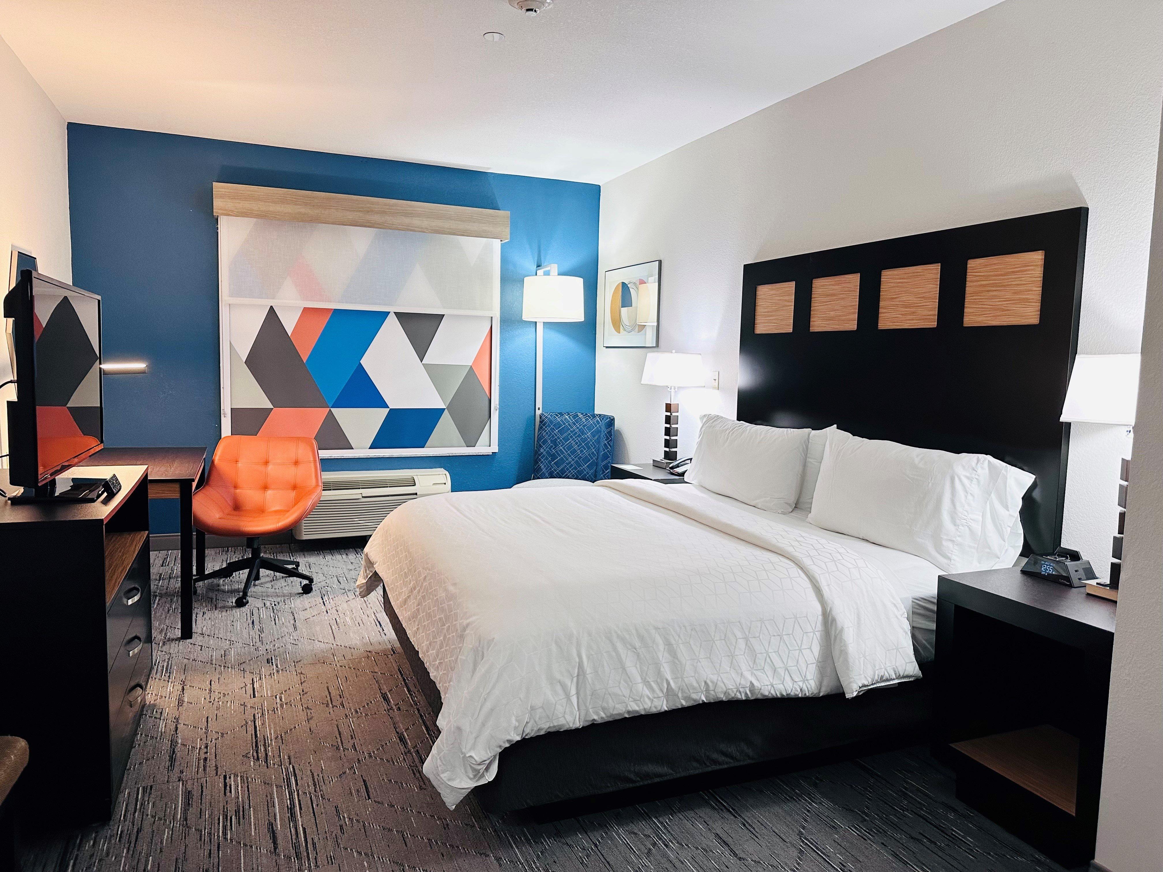 holiday inn express and suites houston east baytow