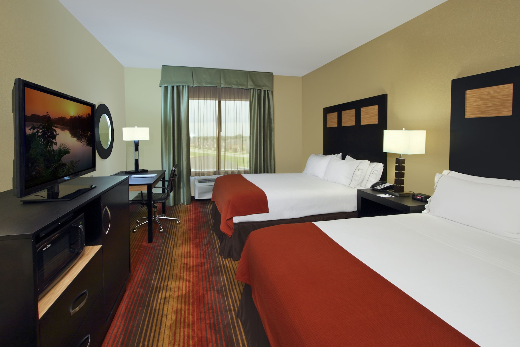 holiday inn express and suites houston east baytow
