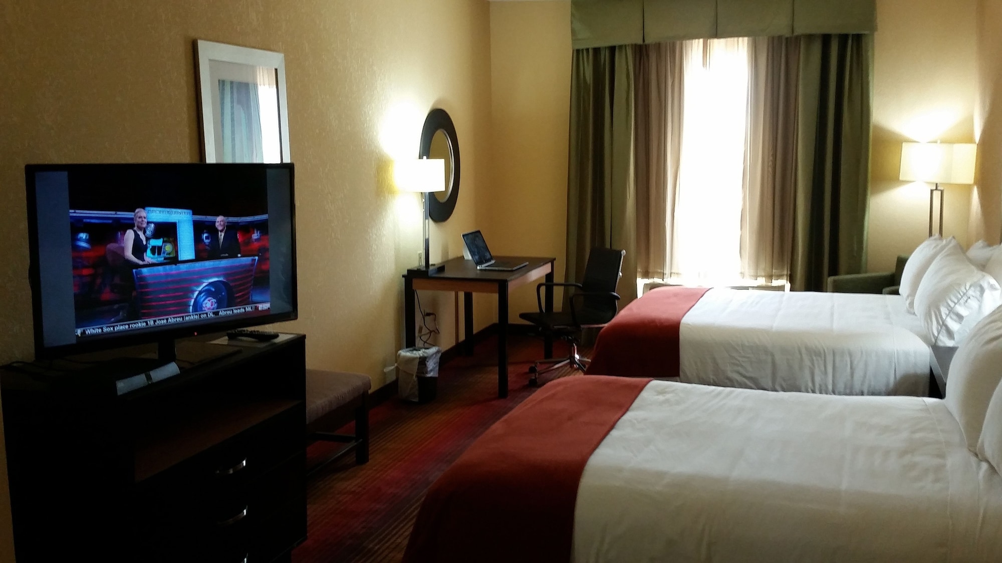 holiday inn express and suites houston east baytow