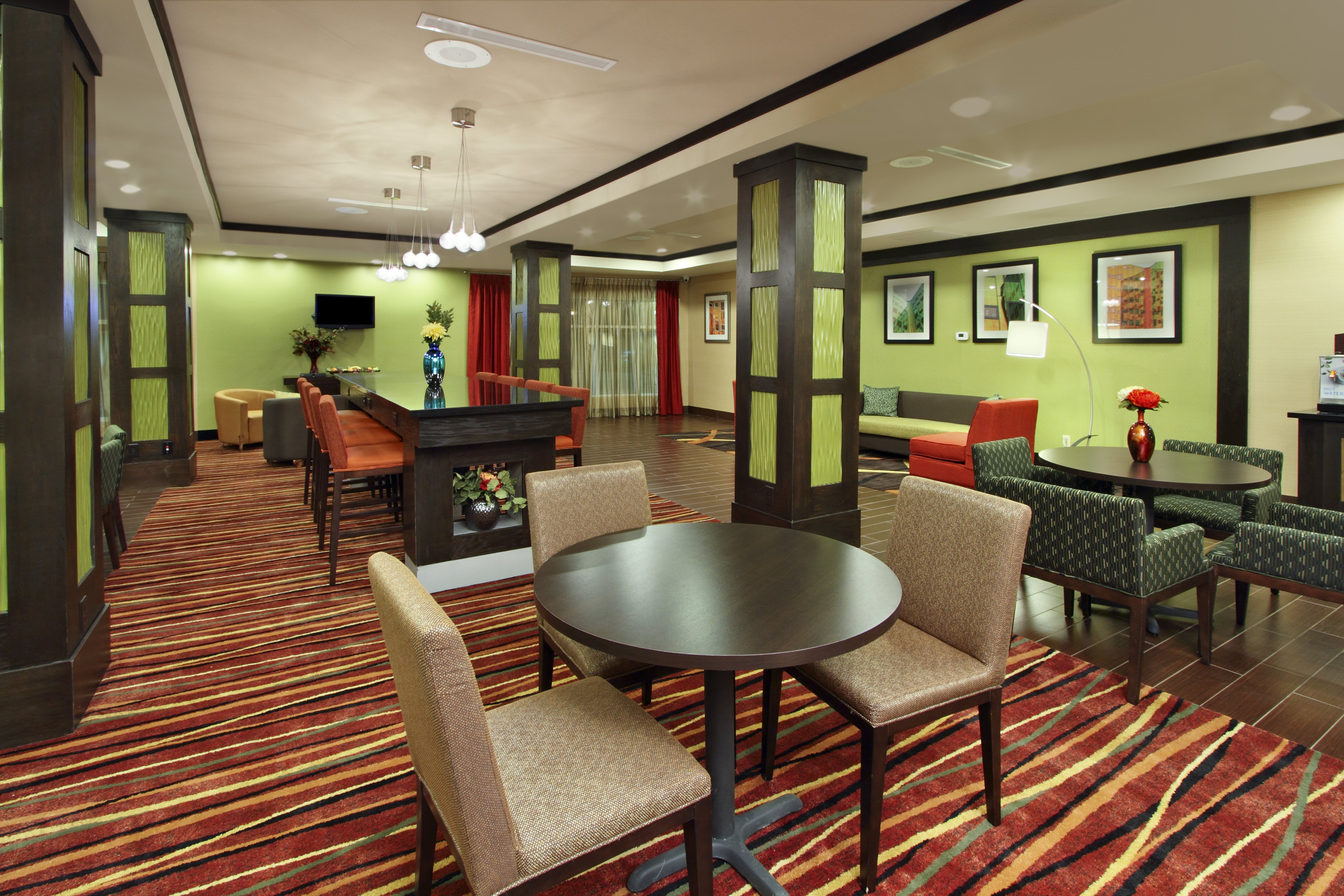 holiday inn express and suites houston east baytow