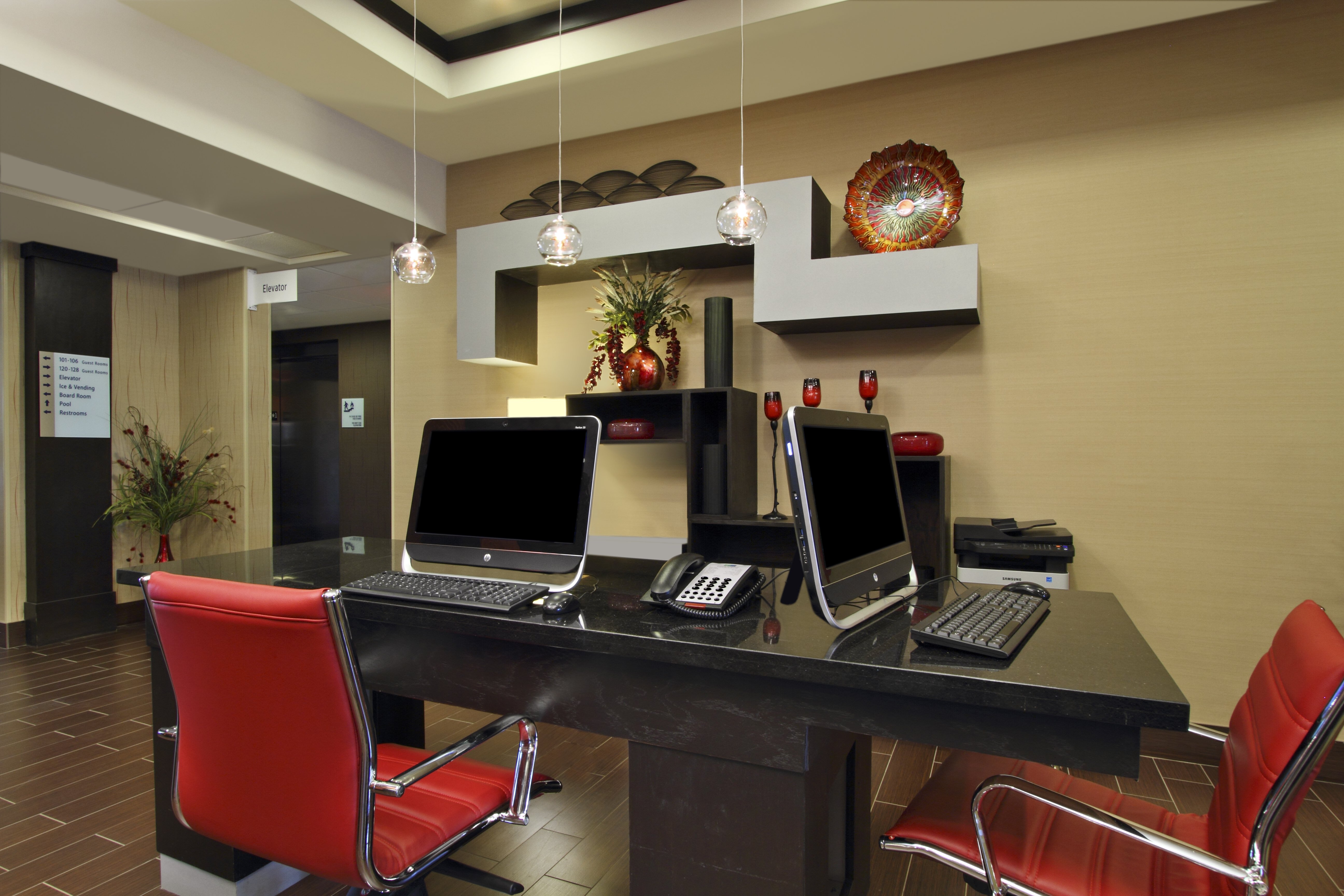 holiday inn express and suites houston east baytow
