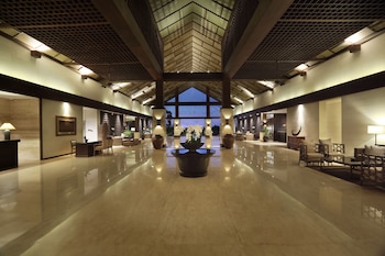 grand luley manado