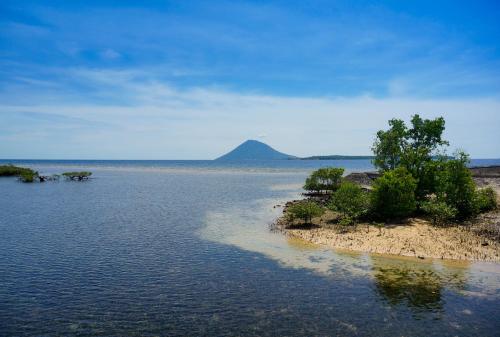 grand luley manado