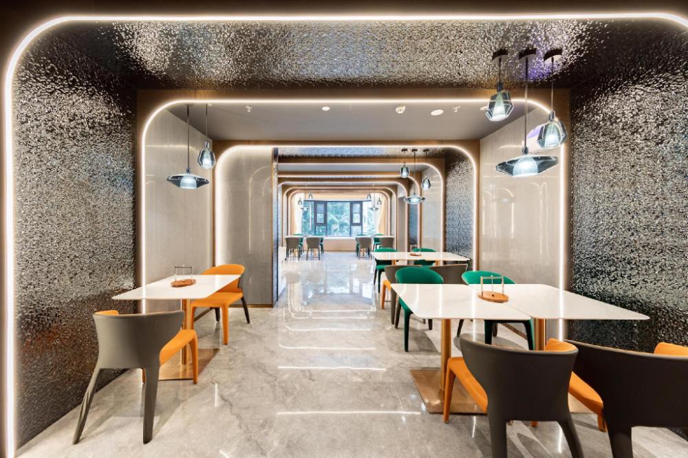 atour hotel zhuhai wanzai hengqin exhibition center