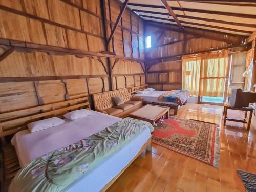 family guest house lembang redpartner