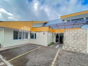 mamifokobo guesthouse redpartner