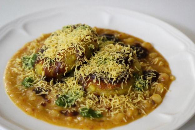 hotel o gems star residency bnb bamandongri railway station