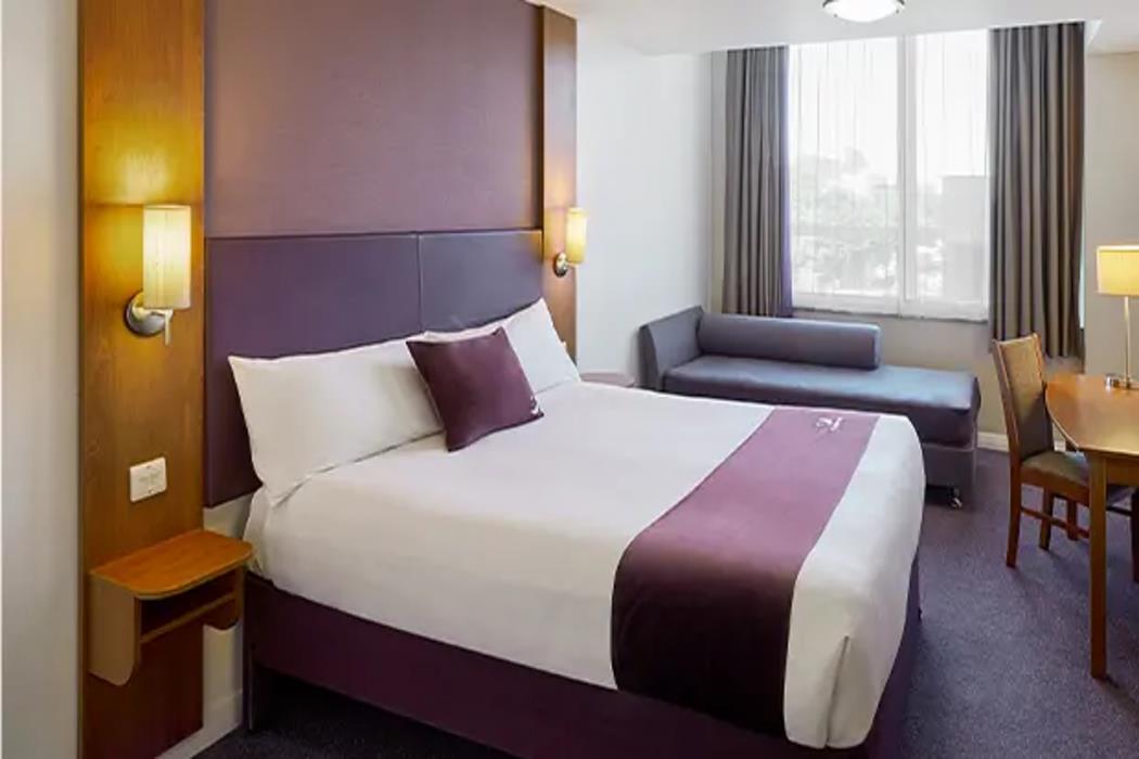 premier inn newport telford