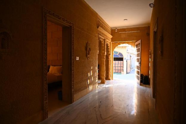 hotel royal queen jaisalmer