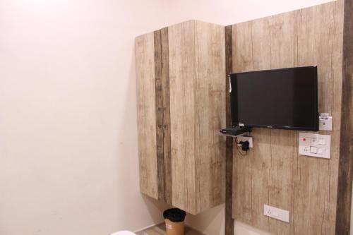 shree krishna hotels