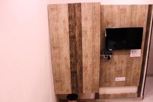 shree krishna hotels