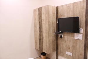 shree krishna hotels