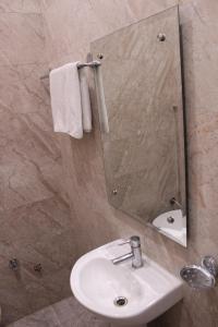 shree krishna hotels