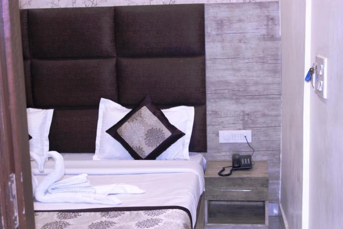 shree krishna hotels