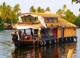 private houseboats