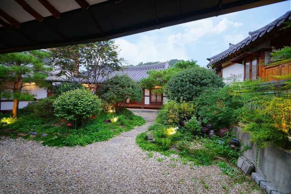 jeonju hanok madang pretty house pension