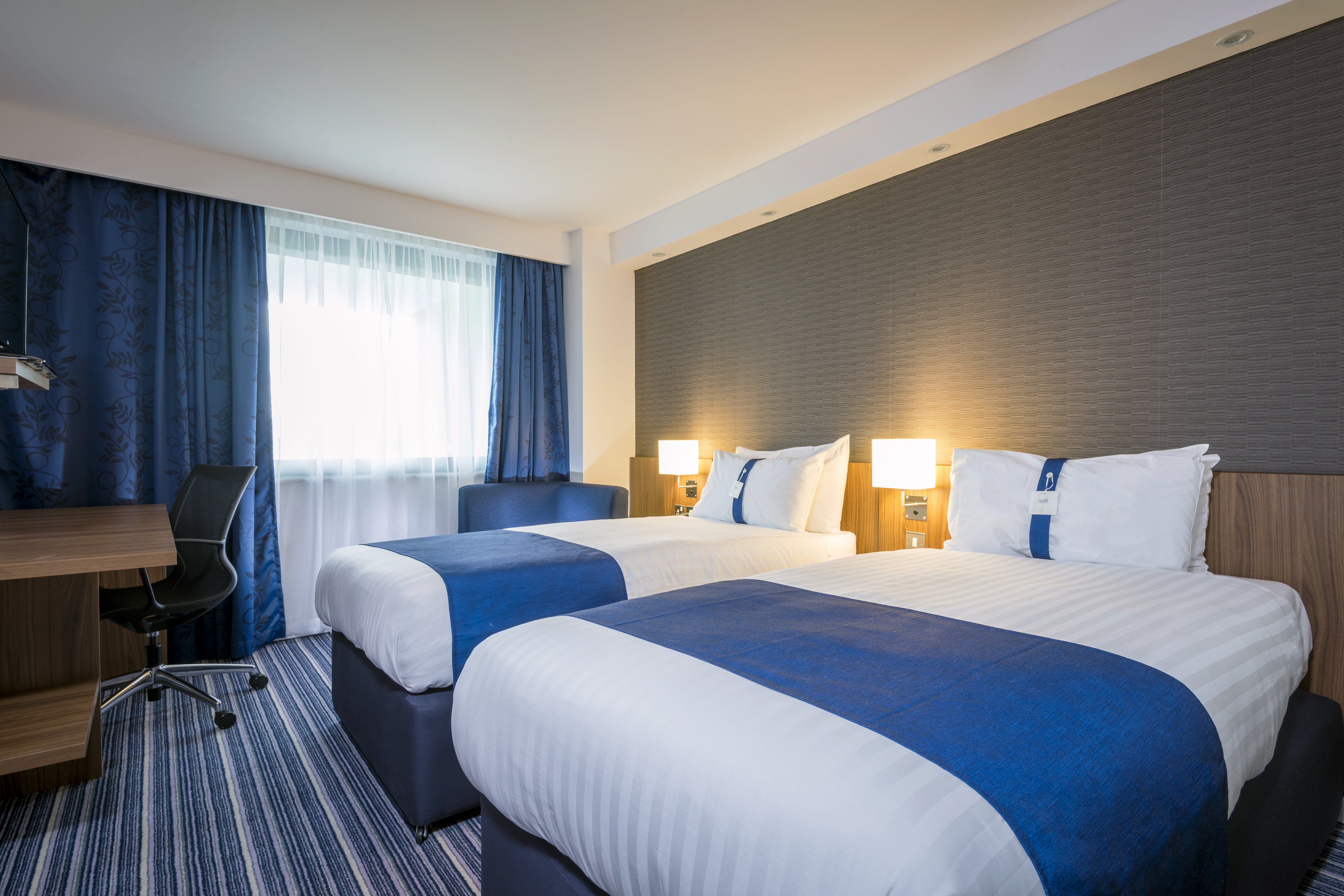 holiday inn express middlesbrough centre square by ihg