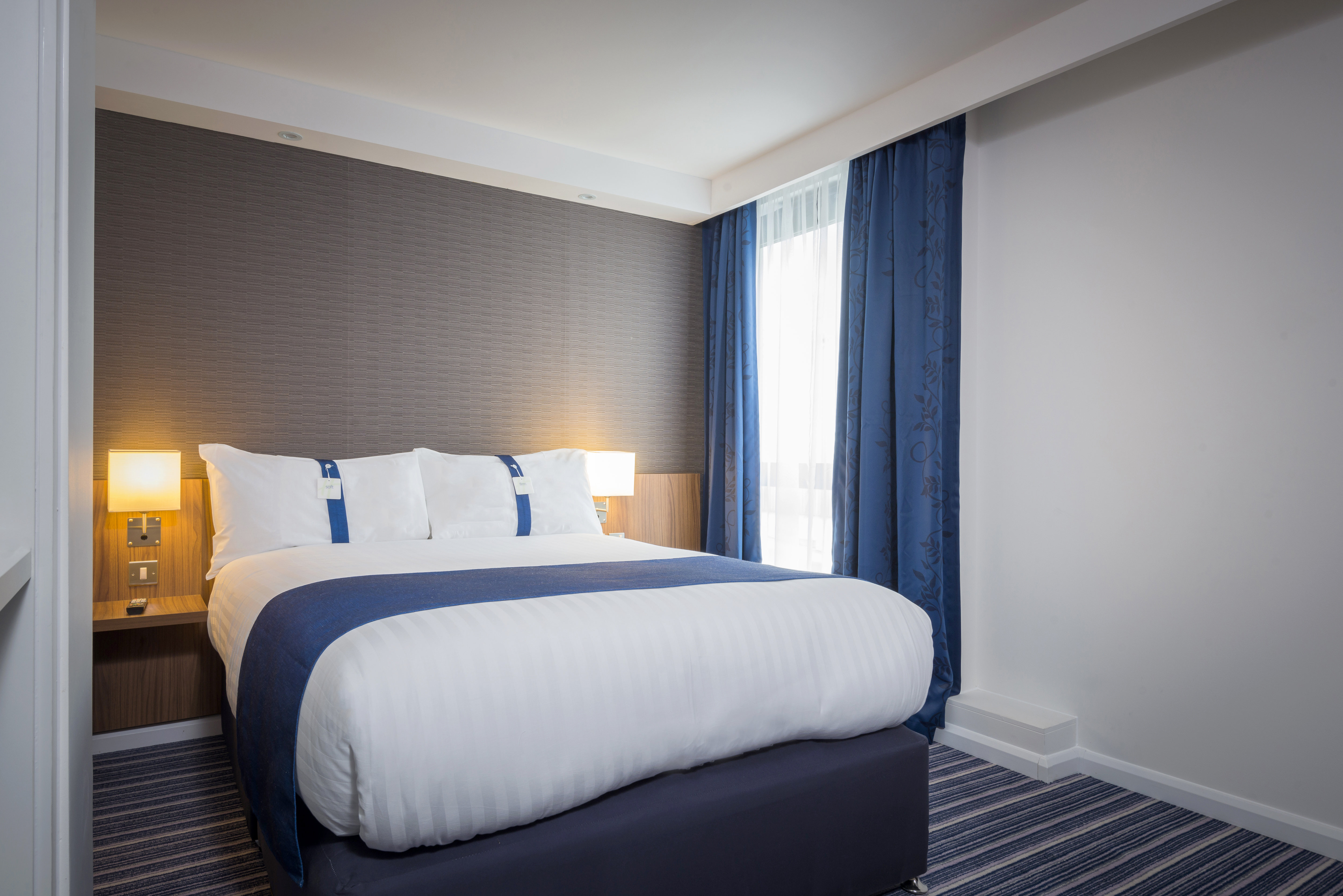 holiday inn express middlesbrough centre square by ihg