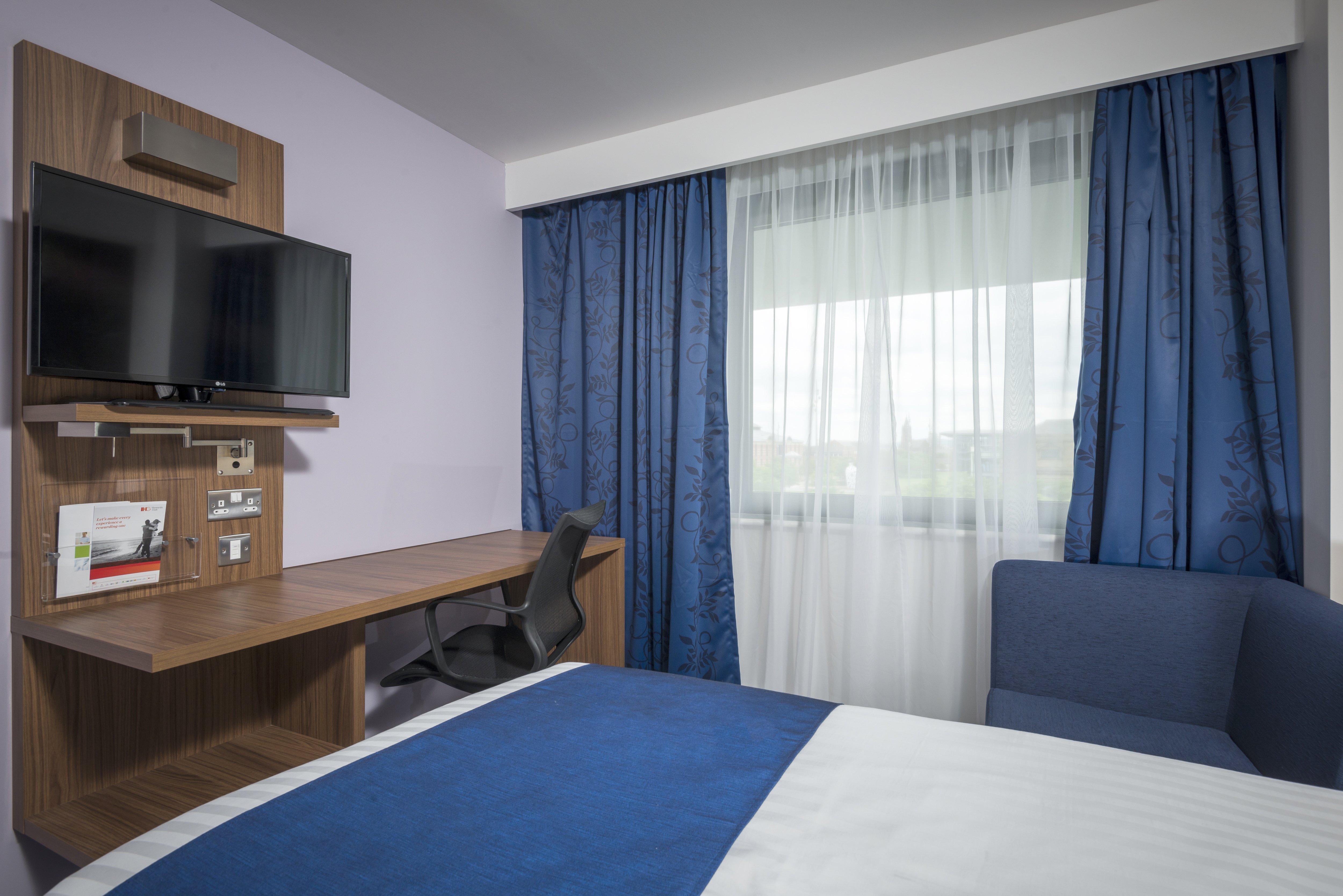 holiday inn express middlesbrough centre square by ihg