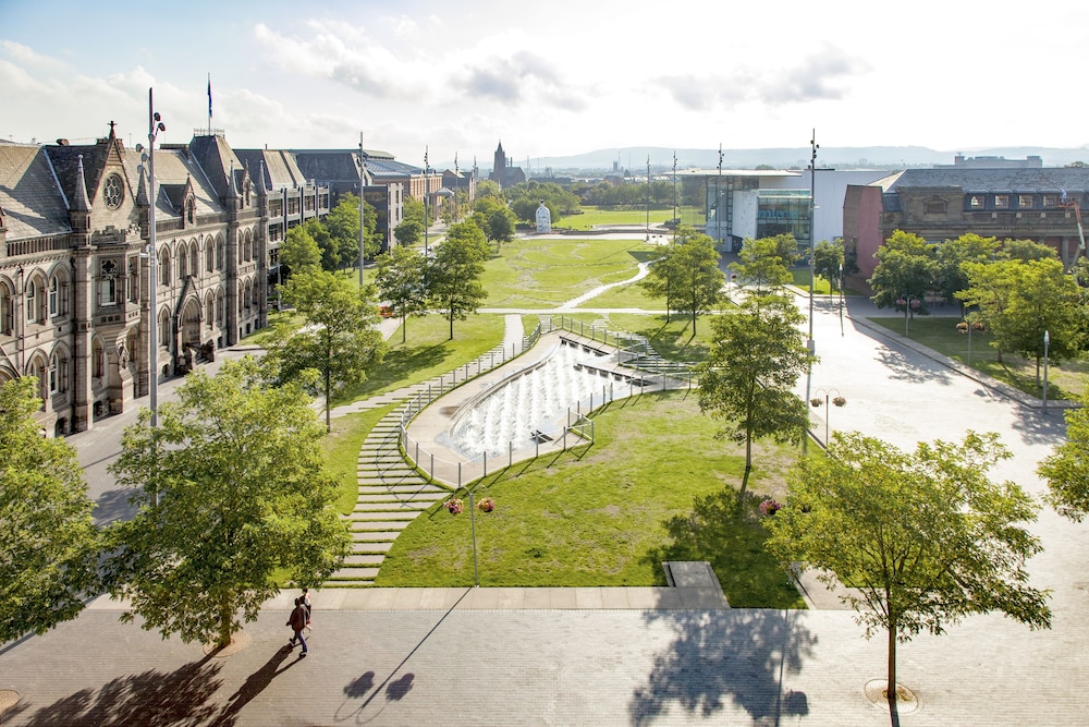 holiday inn express middlesbrough centre square by ihg