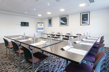 holiday inn express middlesbrough centre square by ihg