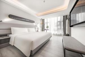 atour light hotel hefei zhengwu district library metro station