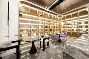 atour light hotel hefei zhengwu district library metro station
