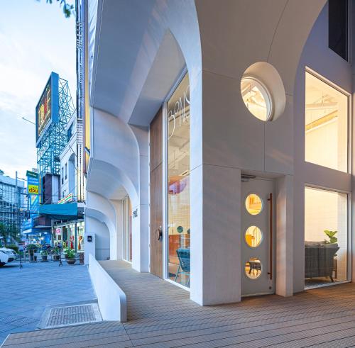 bonsai hotel bangkok