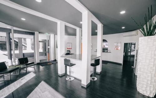 siegel suites select convention center