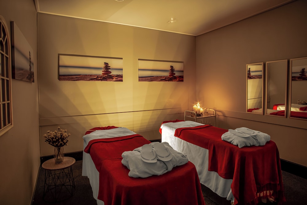 the ridgepoint hotel