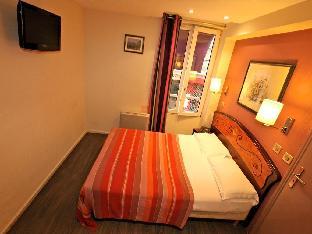 plug inn montmartre by hiphophostels