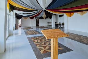 reddoorz plus galucksea beach resort