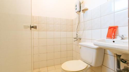 reddoorz eros travellers pensione