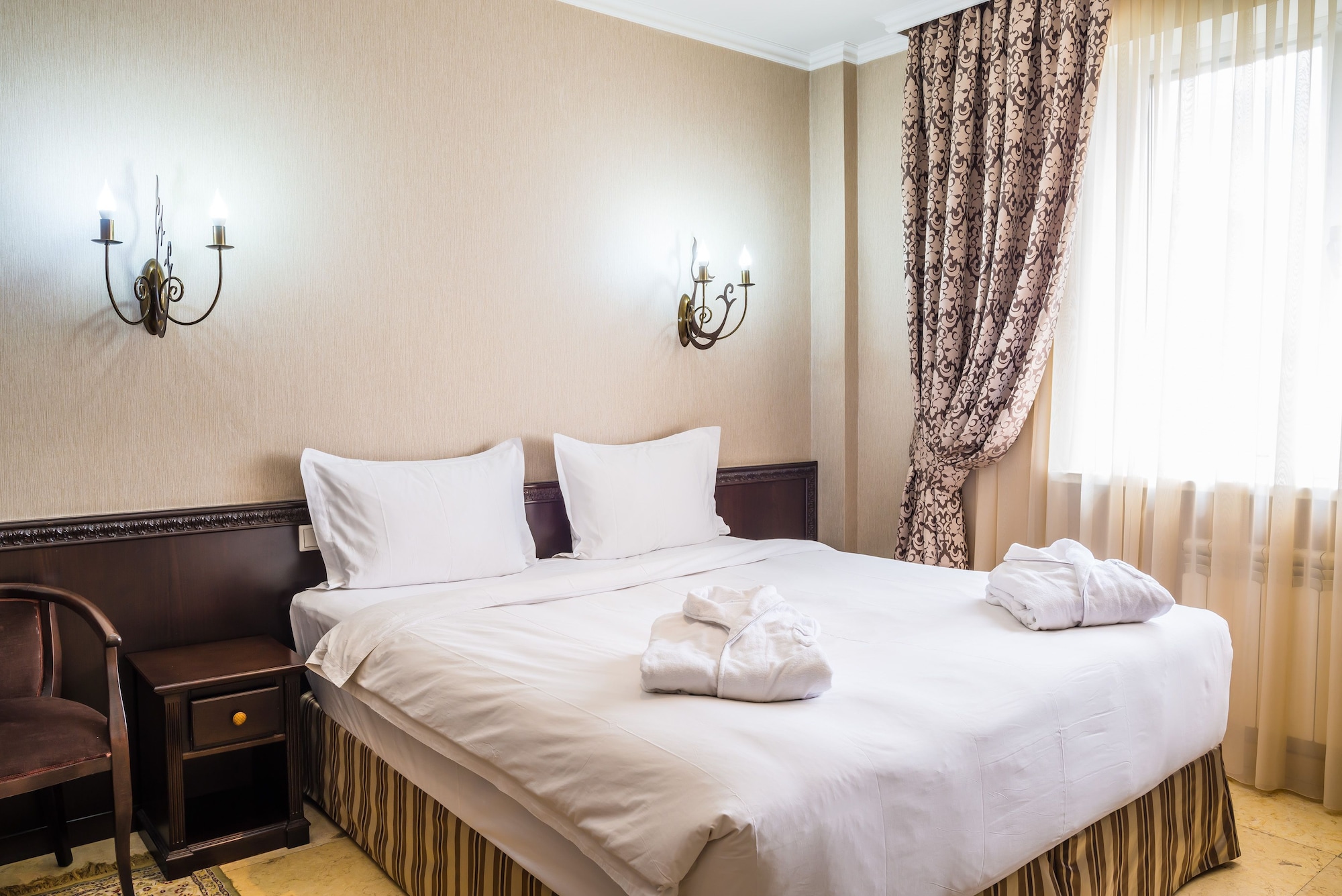 royal petrol hotel