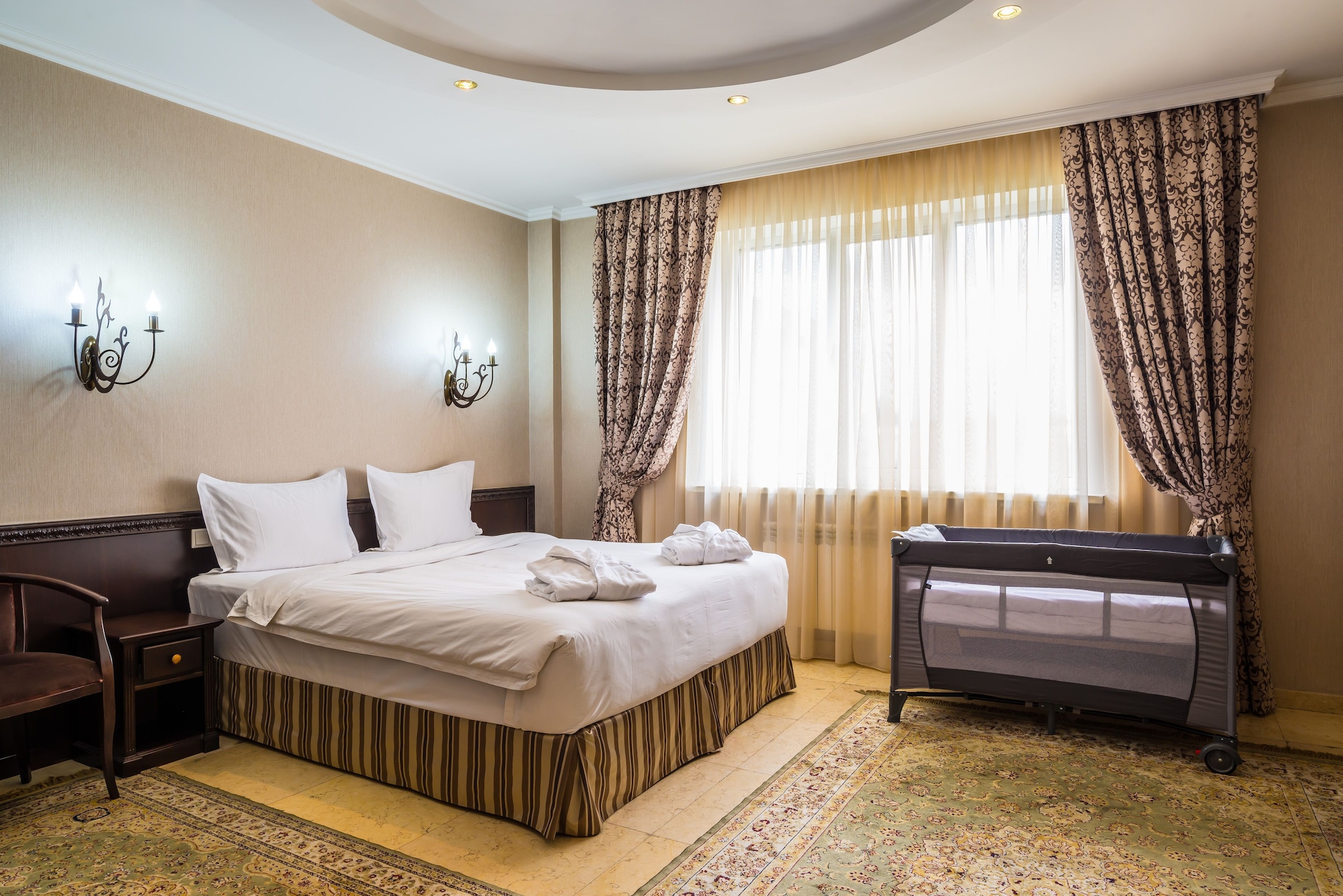 royal petrol hotel