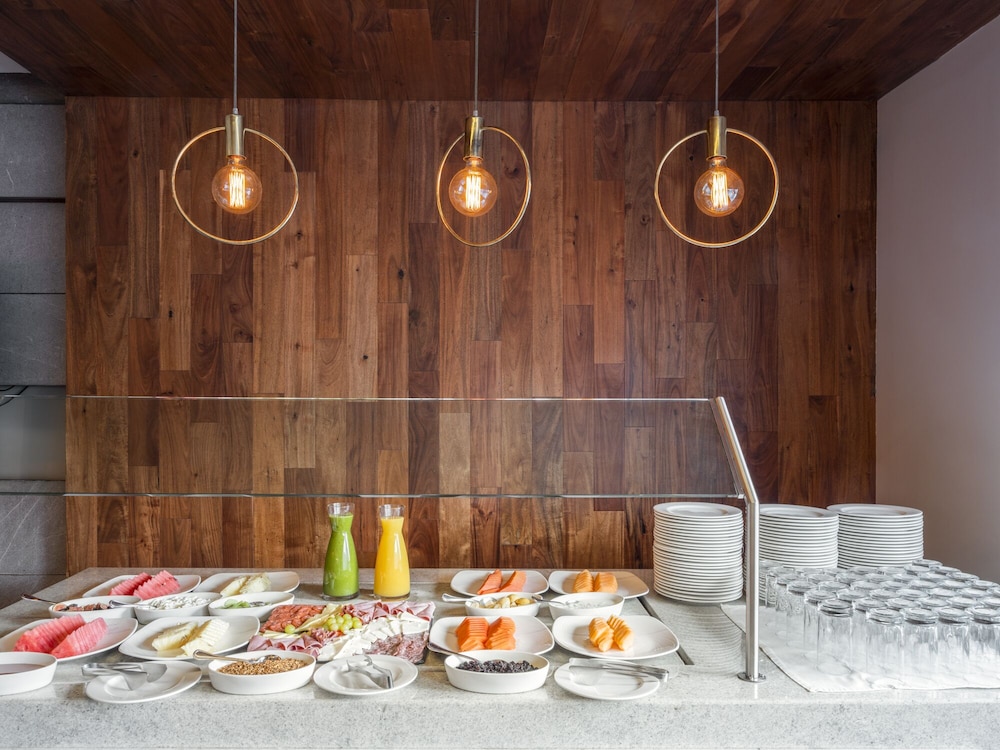 the paragon hotel mexico city santa fe by accor
