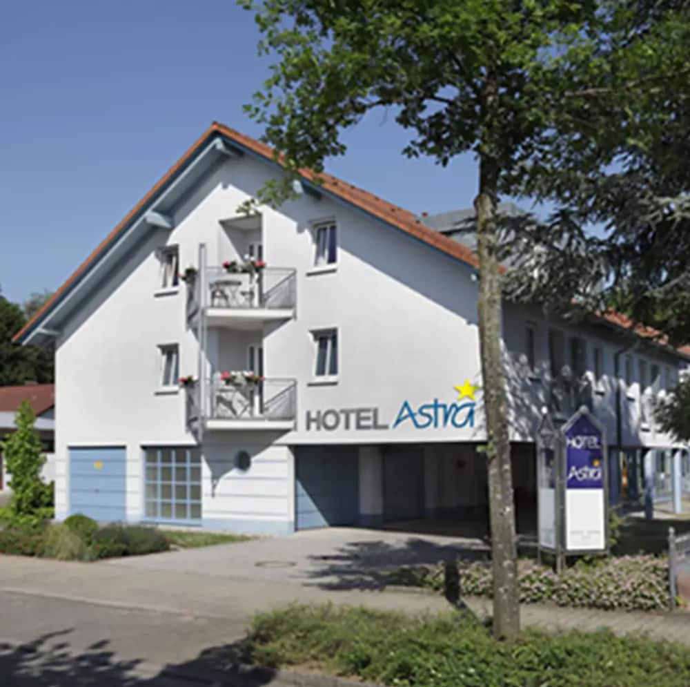astra hotel garni