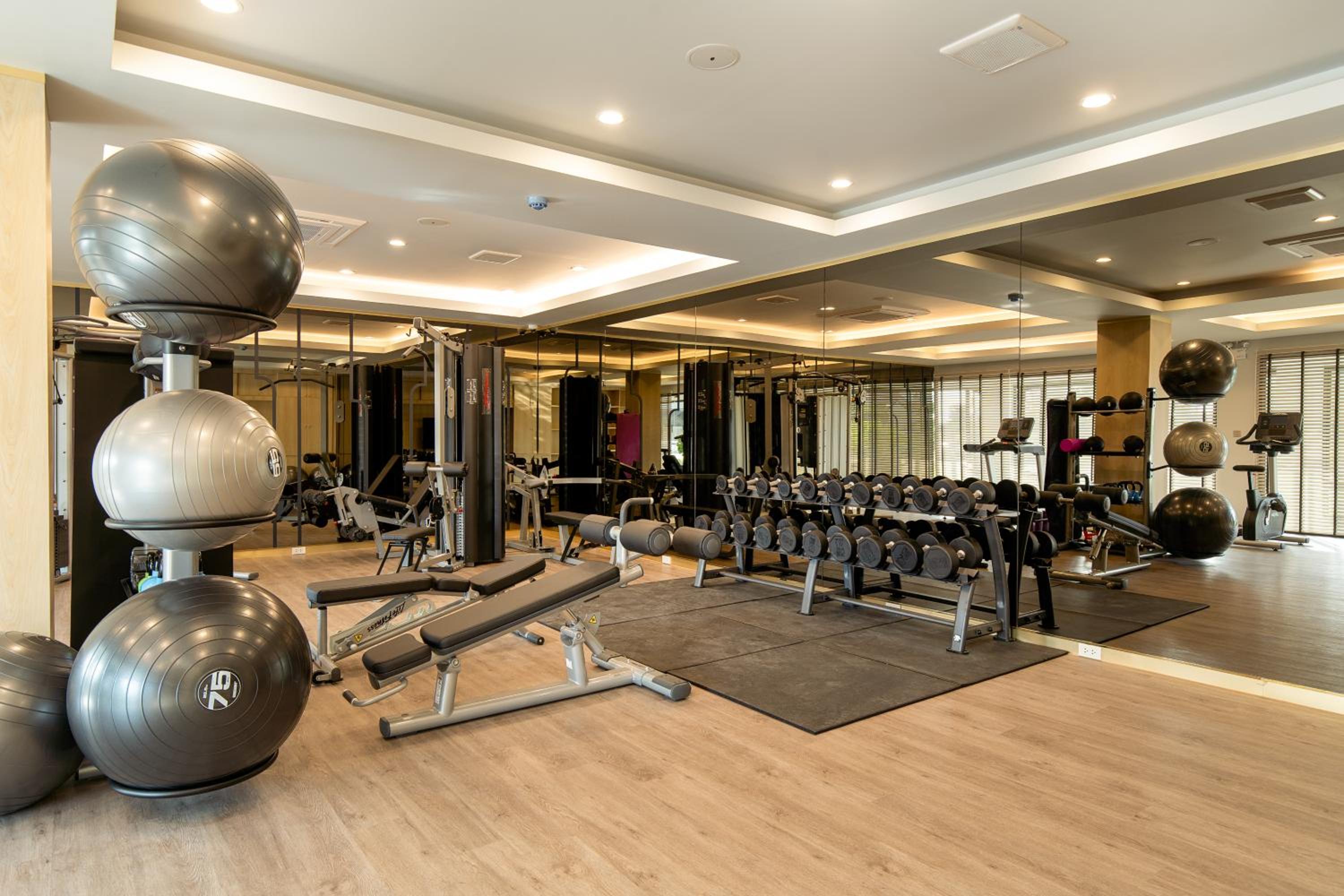 the pride hotel phitsanulok