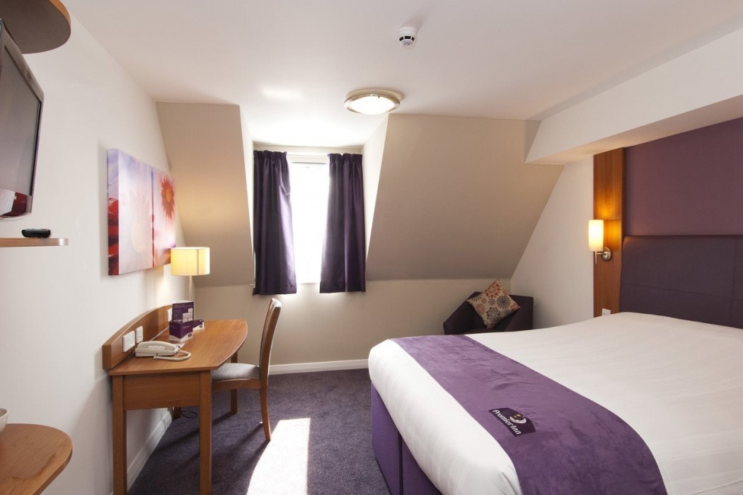 premier inn exeter central st davids