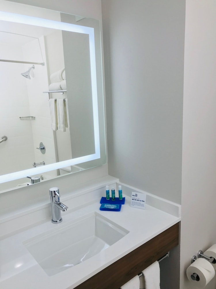 holiday inn express fremont milpitas central by ihg