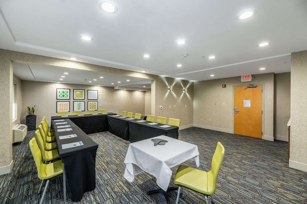 holiday inn express fremont milpitas central by ihg