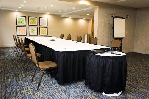 holiday inn express fremont milpitas central by ihg
