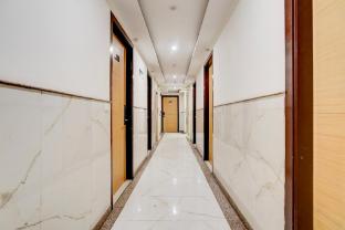 super townhouse airport road delhi