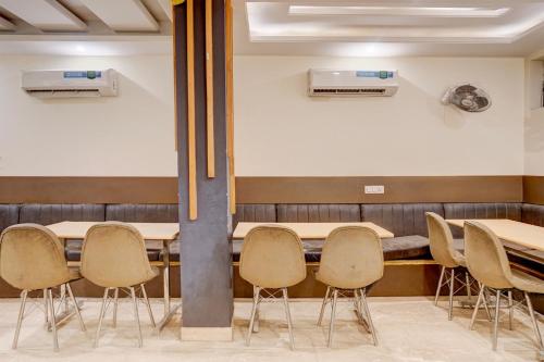 super townhouse airport road delhi