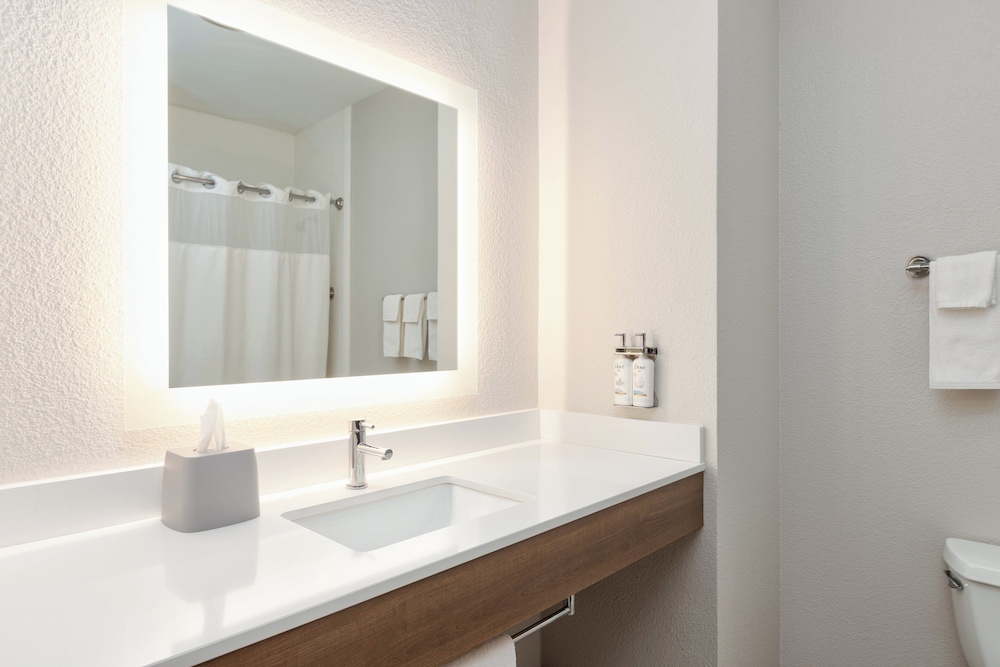holiday inn express amarillo south by ihg