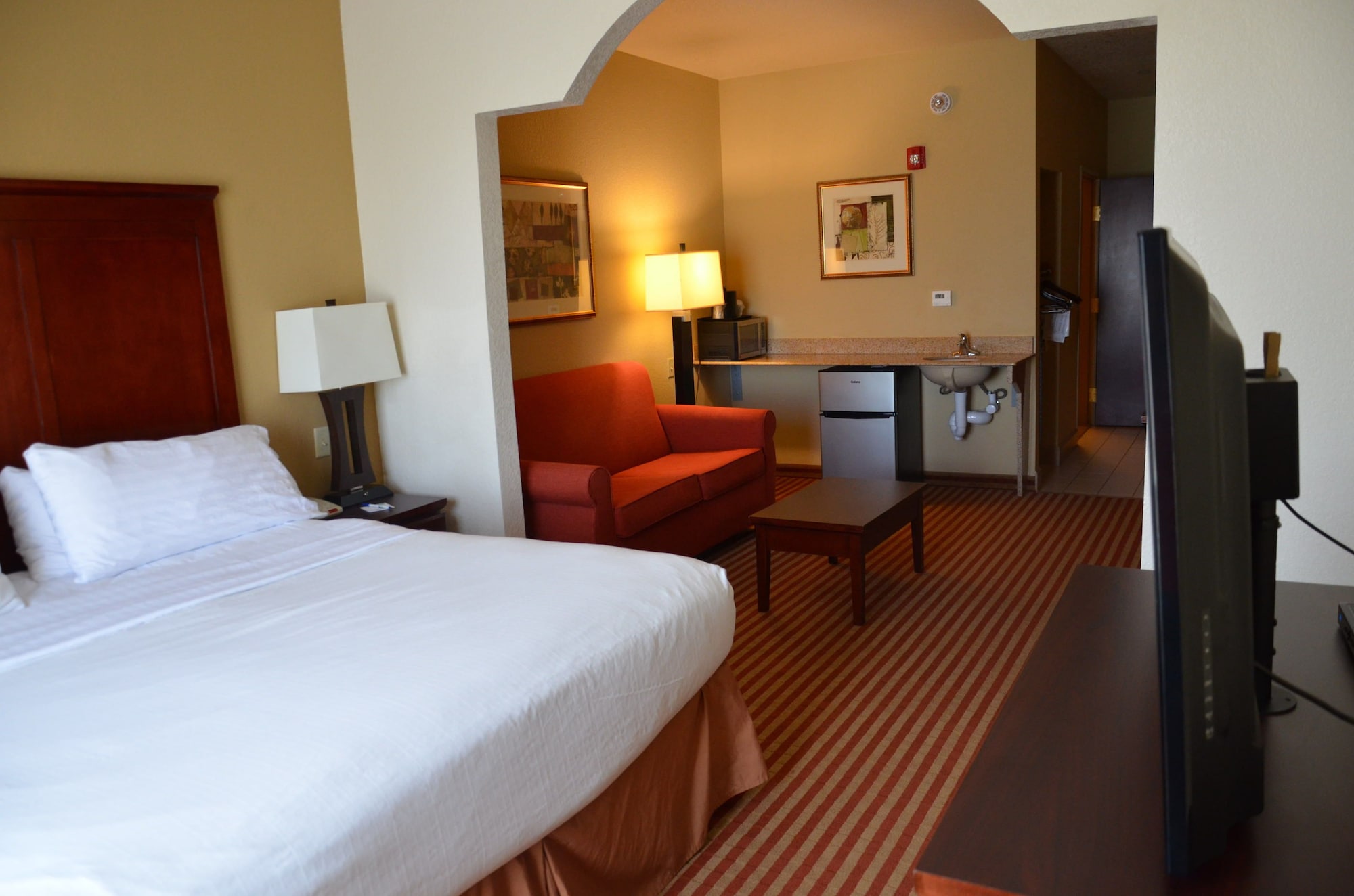 holiday inn express amarillo south by ihg