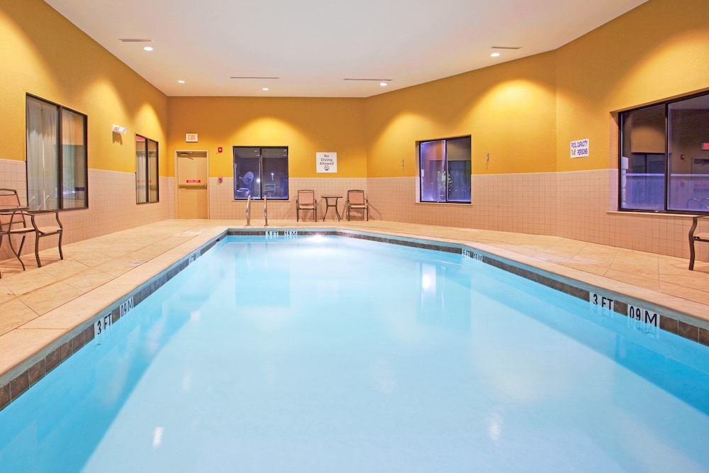holiday inn express amarillo south by ihg